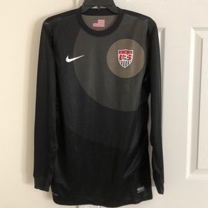 Nike Dri-fit Men goalie long sleeve shirt